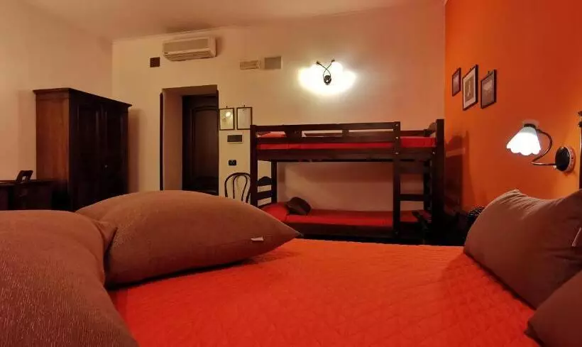 Fotos del hotel Neapolis:  19