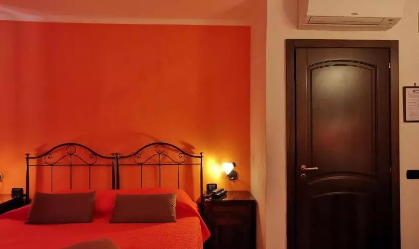 Fotos del hotel Neapolis:  14