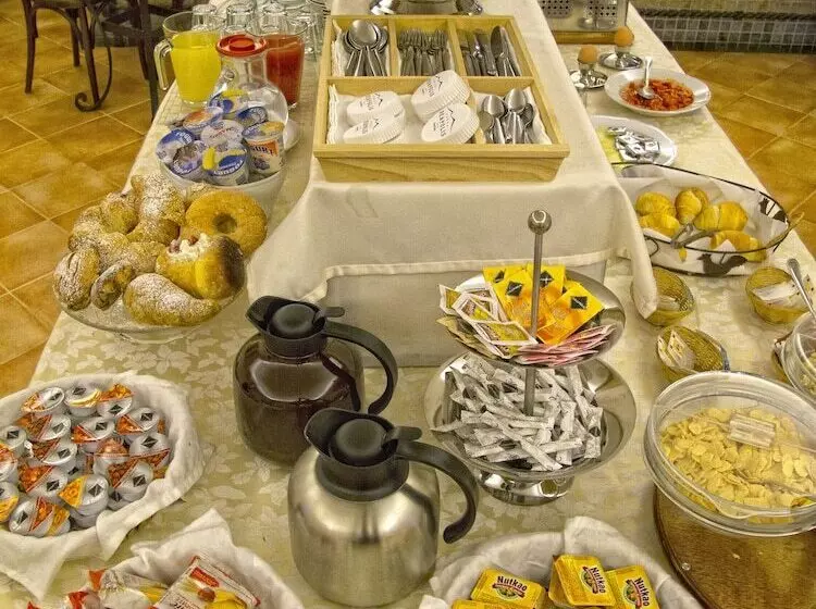 Fotos del hotel Neapolis:  10