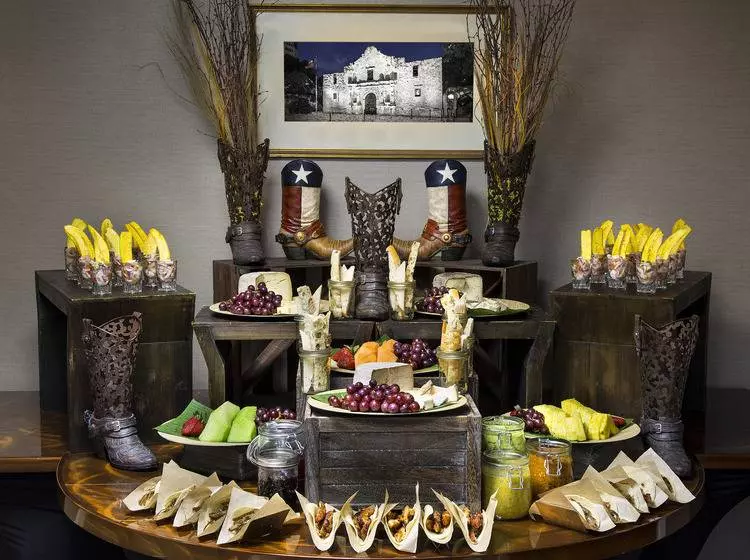 Fotos del hotel The Whitehall Houston:  13