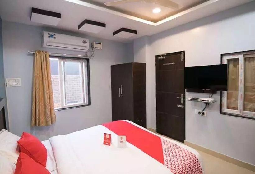 Fotos del hotel Oyo 10811 Sri Sairam Residency:  21