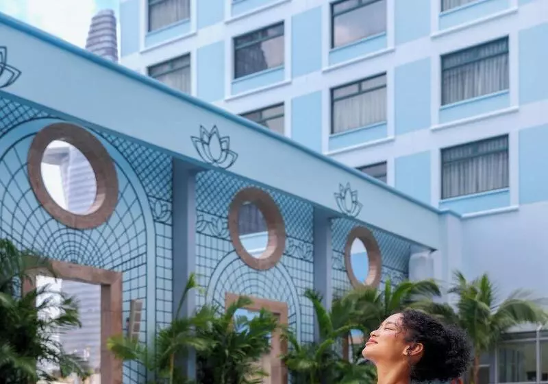 Sheraton Saigon Hotel & Towers