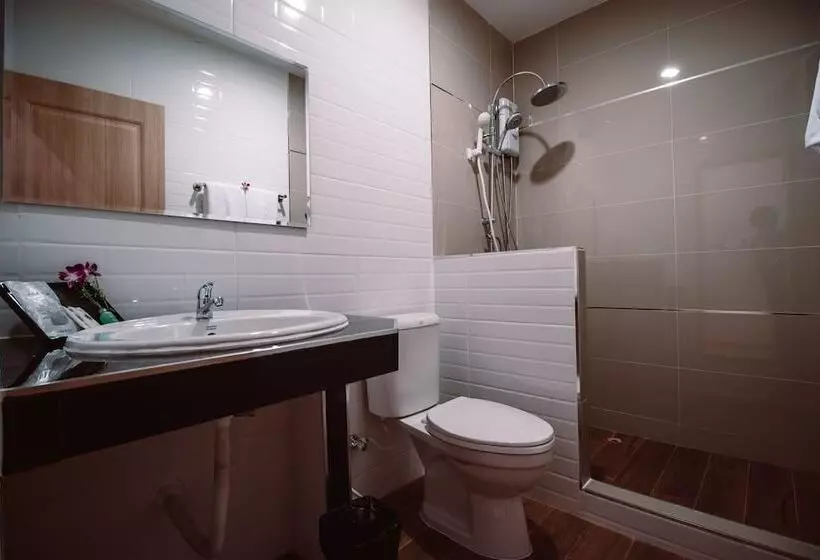 Fotos del hotel Triple Trees:  11