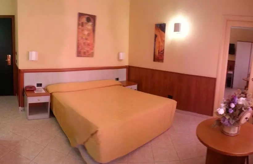 Fotos del hotel Laurence:  23