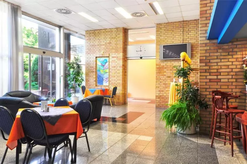 Fotos del hotel Olympik Tristar:  11