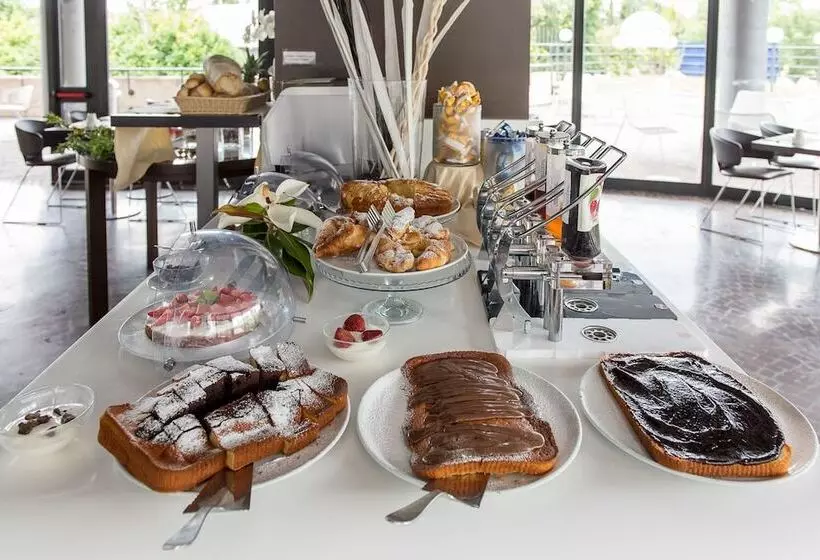 Fotos del hotel Sotel Nomentana:  12