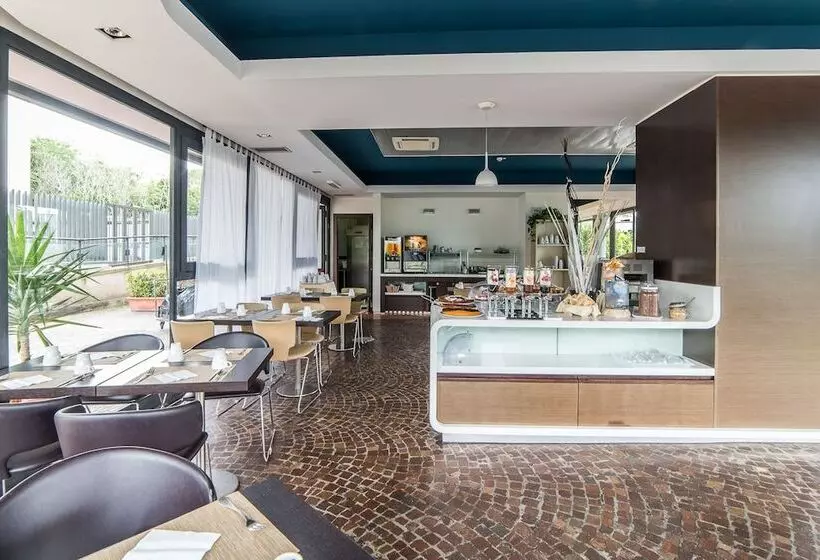 Fotos del hotel Sotel Nomentana:  18