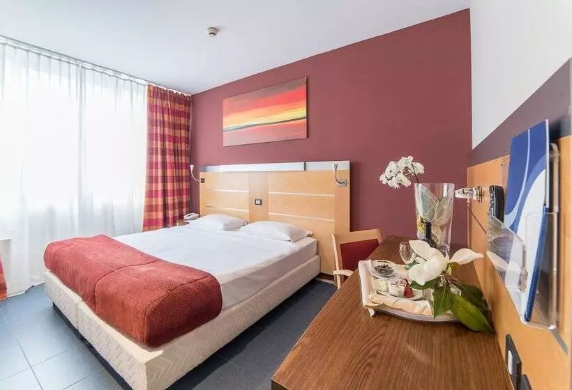 Fotos del hotel Sotel Nomentana:  11