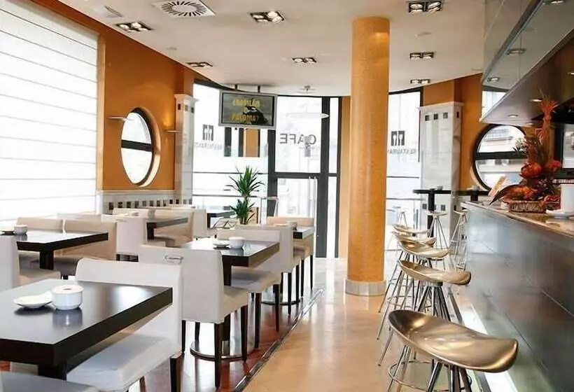 Fotos del hotel Mieres Del Camino:  25