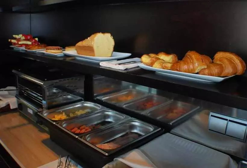 Fotos del hotel Mieres Del Camino:  16