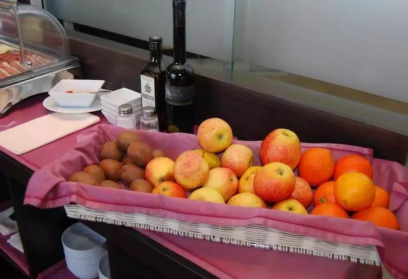 Fotos del hotel Mieres Del Camino:  11