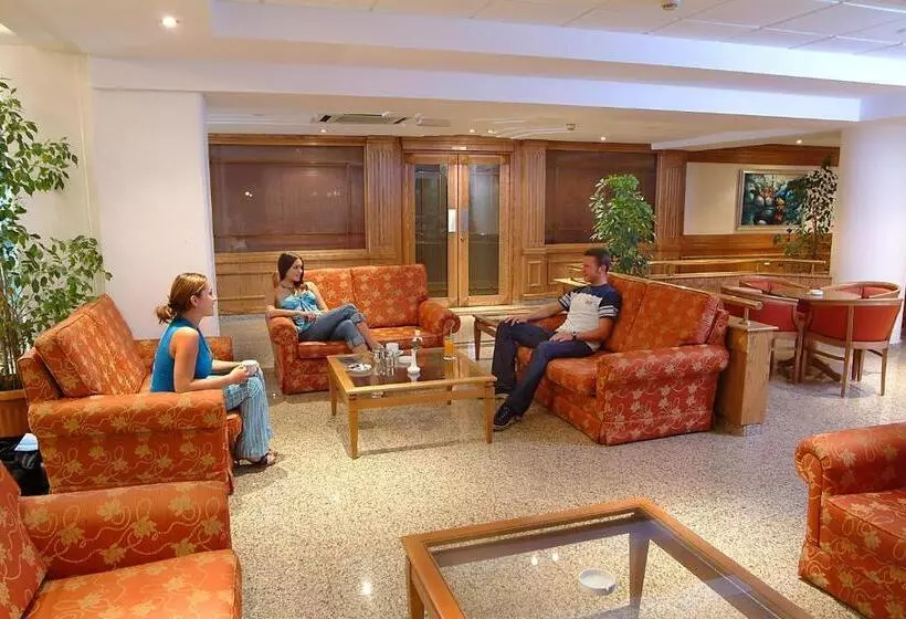 Fotos del hotel Nissiana Hotel & Bungalows:  3