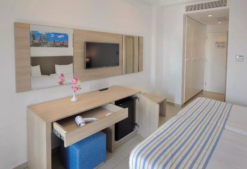 Fotos del hotel Nissiana Hotel & Bungalows:  9