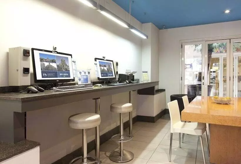 Fotos del hotel Sagrada Familia:  5