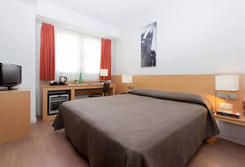 Fotos del hotel Sagrada Familia:  8