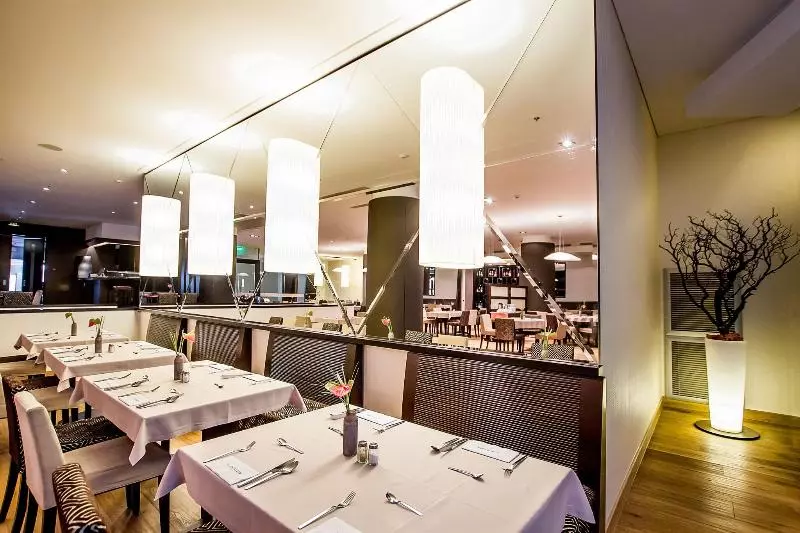 Fotos del hotel Sheraton Bucharest:  4