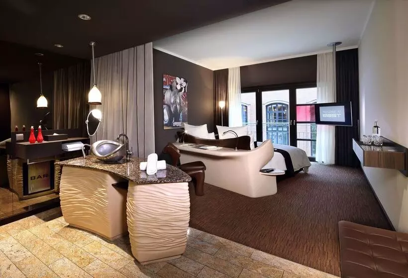 Fotos del hotel East:  17