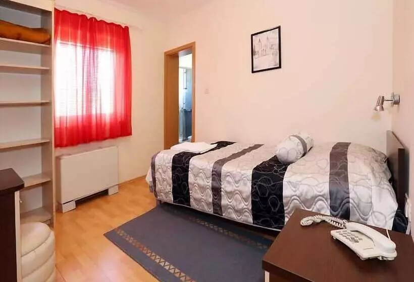 Fotos del hotel Globtour Inn:  15