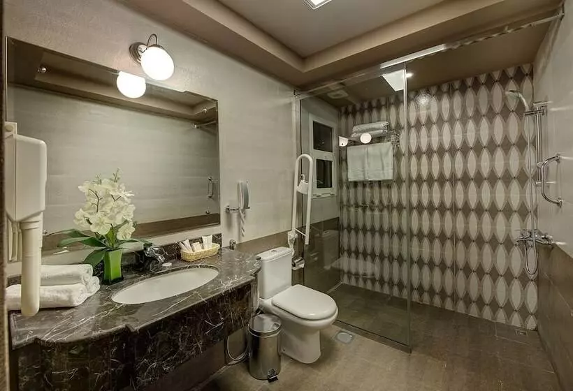 Fotos del hotel Nihal:  16