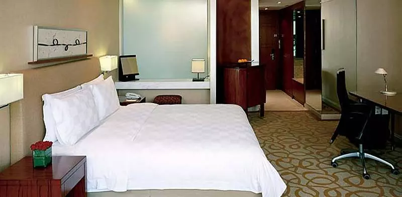 New Coast Hotel Manila (formerly New World Manila Bay Hotel)