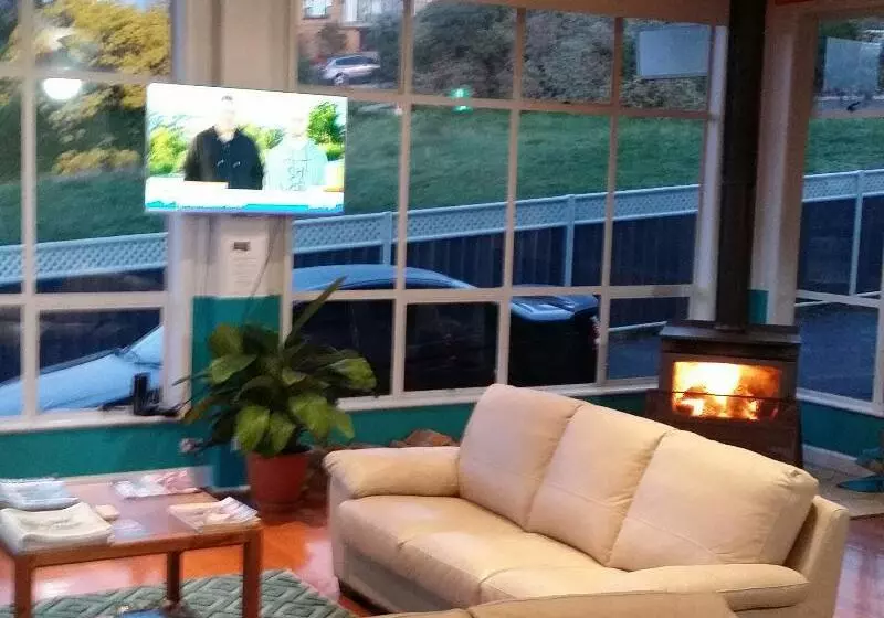 Fotos del hotel Waterfront Lodge Motel:  20