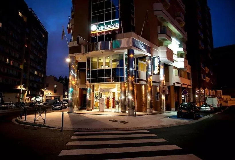 Fotos del hotel At Home Appart Hotel:  17