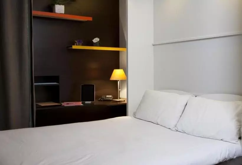 Fotos del hotel At Home Appart Hotel:  8