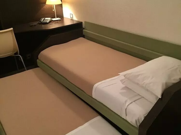 Fotos del hotel At Home Appart Hotel:  16