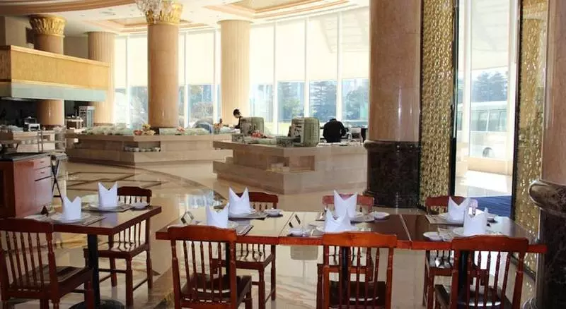 Fotos del hotel Oriental Riverside Bund View Hotel (shanghai International Convention Center):  5