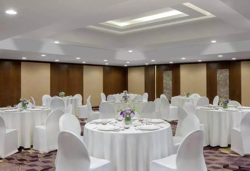 Fotos del hotel Radisson Blu Atria Bengaluru:  6