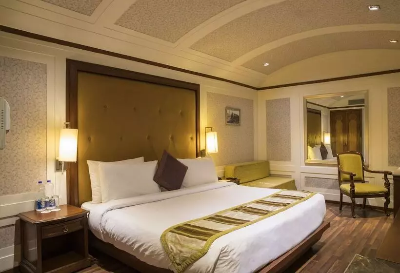 Tivoli Garden Resort