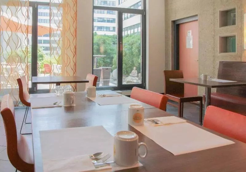 Fotos del hotel Novotel Suites Wien City:  7