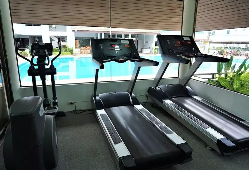 Fotos del hotel Hua Hin Sport Villa:  6