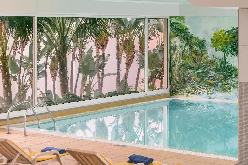 Dorisol Buganvilia Studio