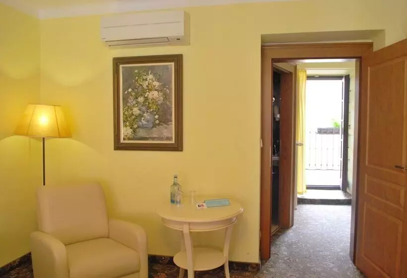 Fotos del hotel Metamorphis:  24