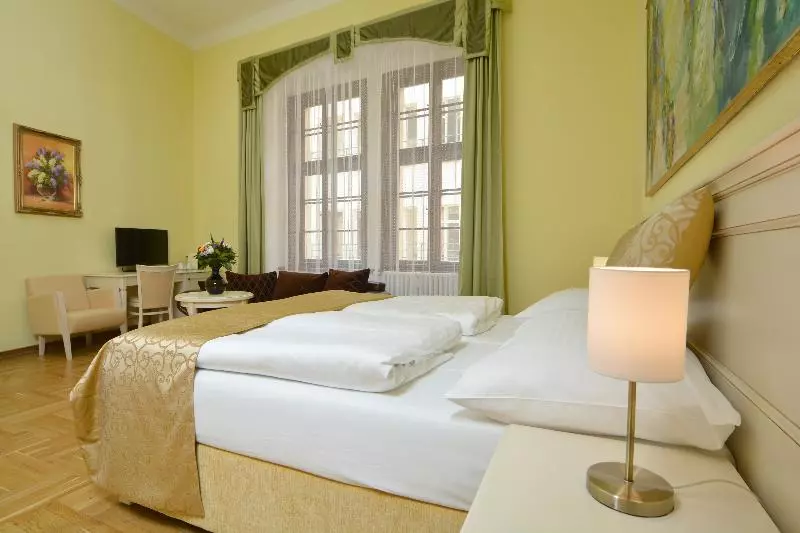 Fotos del hotel Metamorphis:  16