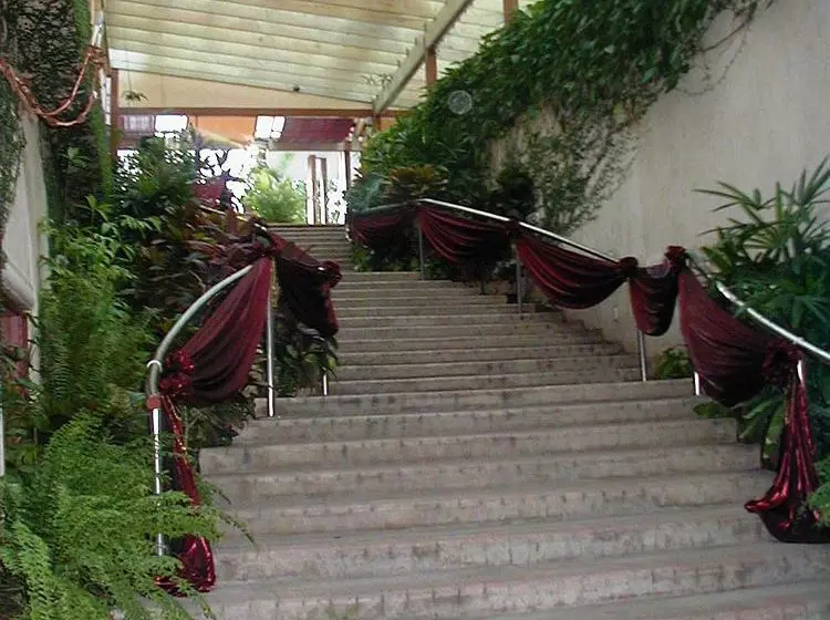 Fotos del hotel The Knutsford Court:  7