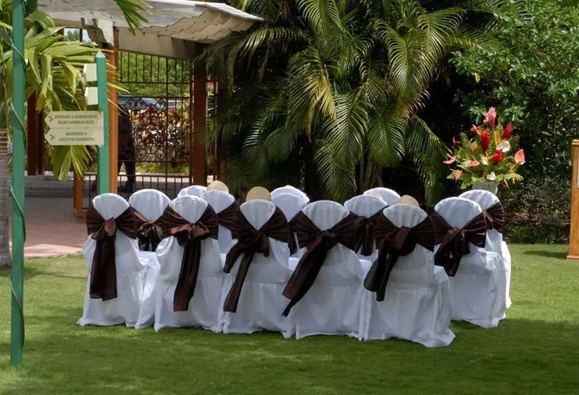 Fotos del hotel The Knutsford Court:  8