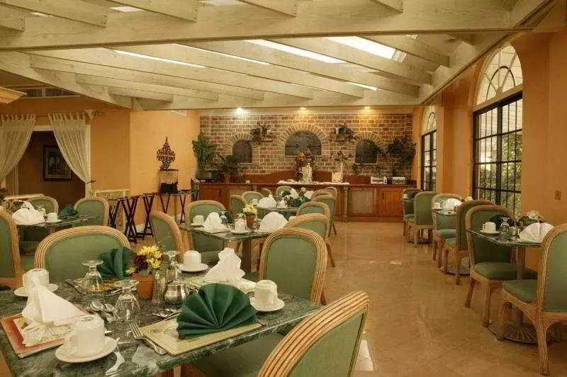 Fotos del hotel The Knutsford Court:  5