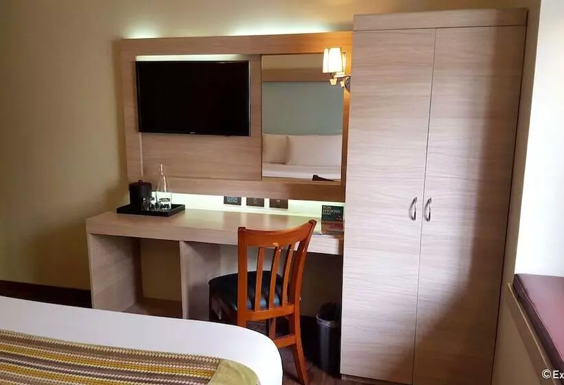 Fotos del hotel Microtel By Wyndham Baguio:  18