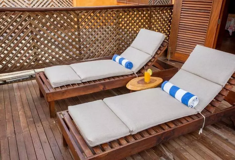 Fotos del hotel Punta Arena Surf Suites:  3