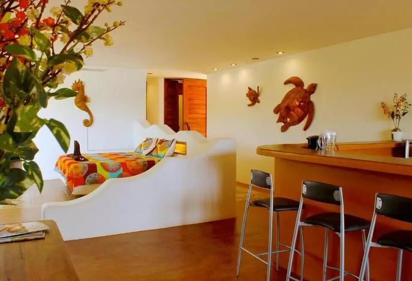 Fotos del hotel Punta Arena Surf Suites:  2