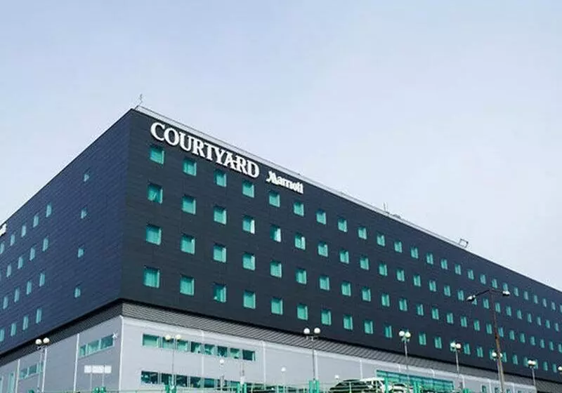 Courtyard By Marriott Warsaw Airport
