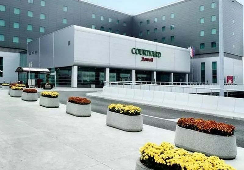 Fotos del hotel Courtyard By Marriott Warsaw Airport:  5