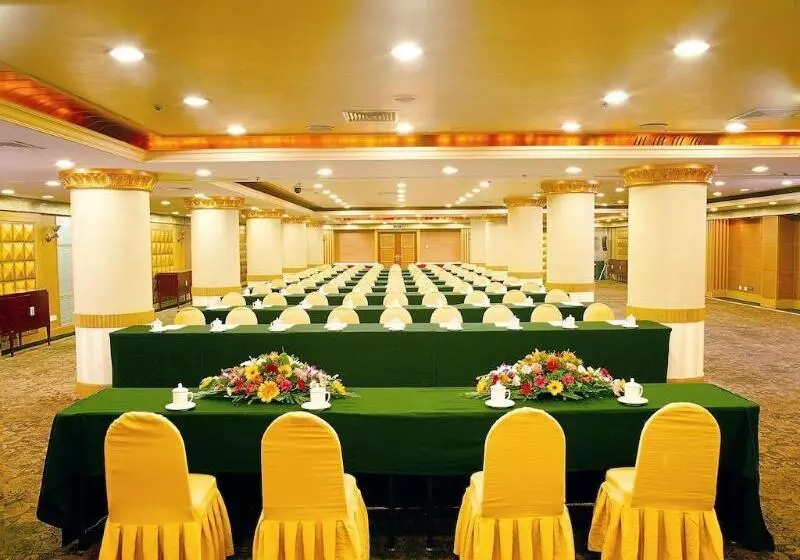 Fotos del hotel Jianguo Qianmen Beijing:  6