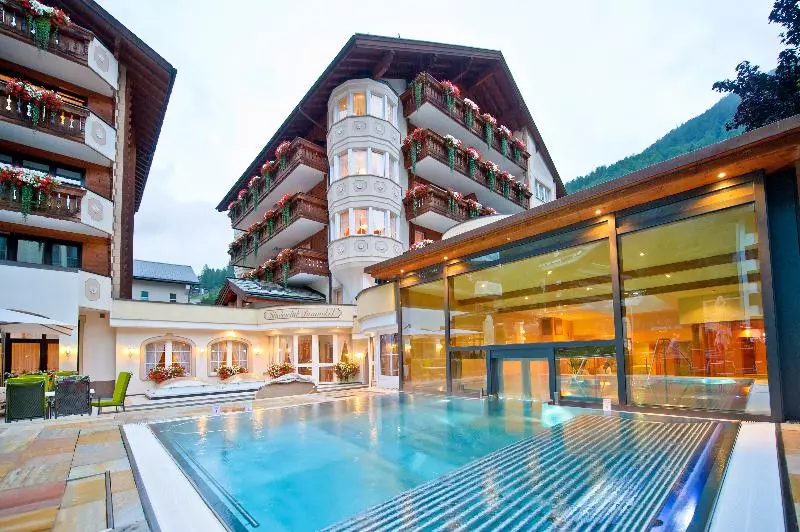 Fotos del hotel Resort La Ginabelle:  6