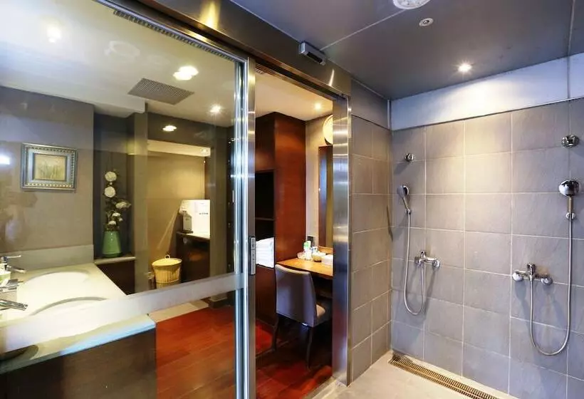 Fotos del hotel Taipei Fullerton Hotel  South:  20