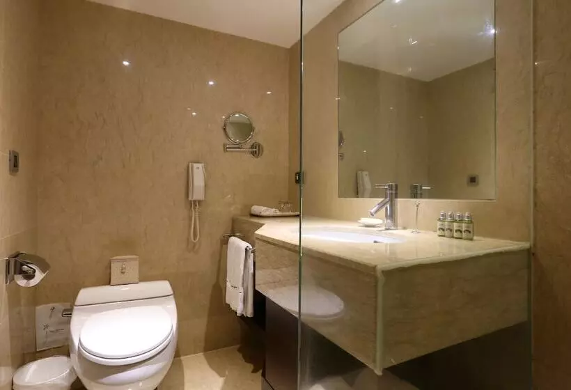 Fotos del hotel Taipei Fullerton Hotel  South:  15