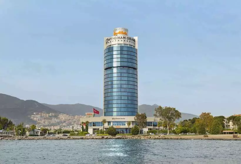 Fotos del hotel Wyndham Grand Izmir Özdilek:  11