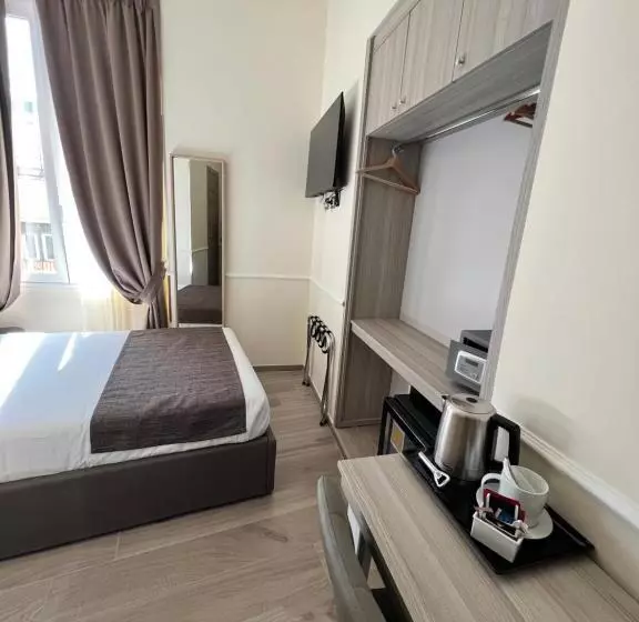 Fotos del hotel Le Petit:  11